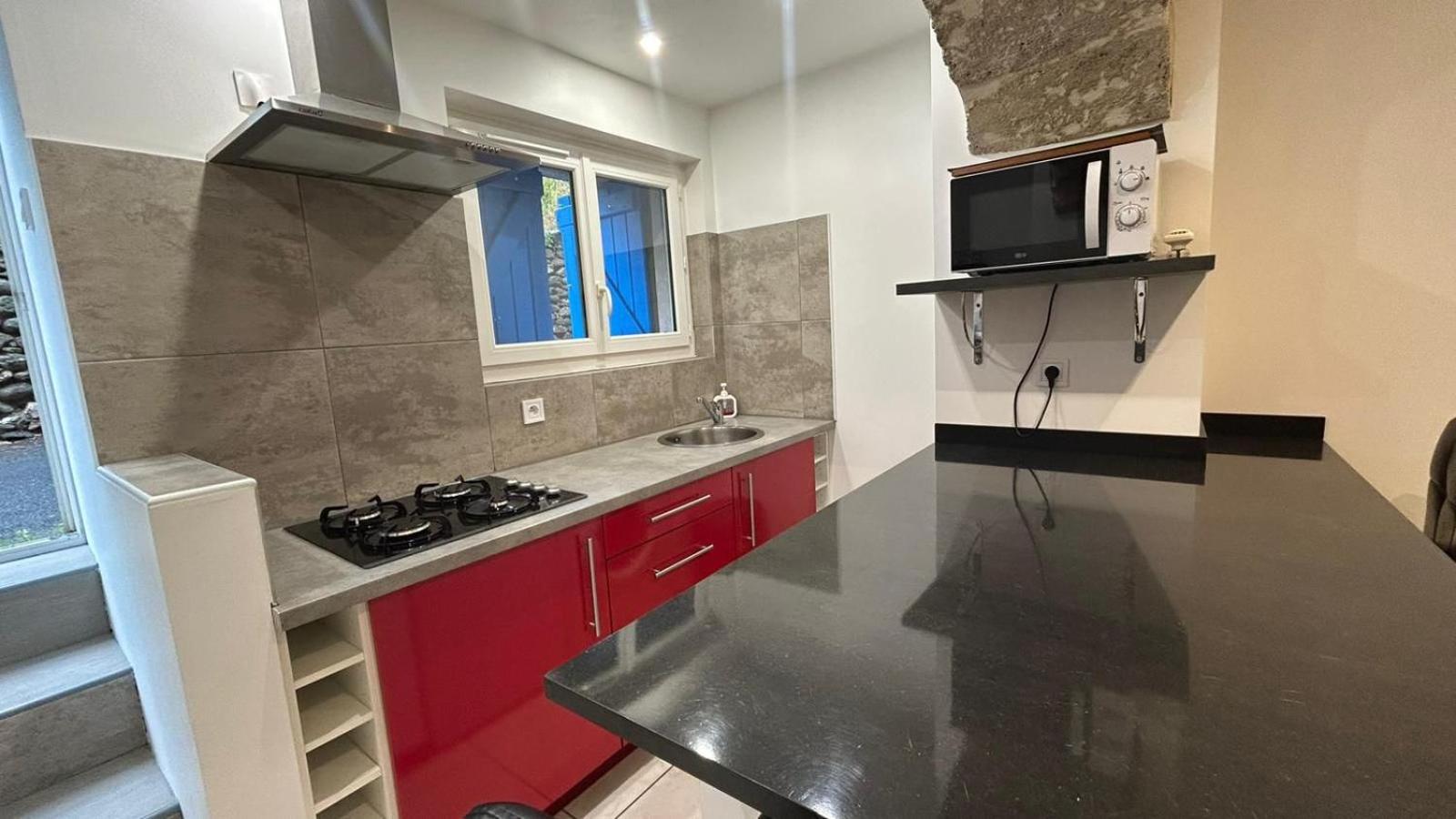 Appartement Paisible Entre Terre Et Mer Cabrieres  Ngoại thất bức ảnh