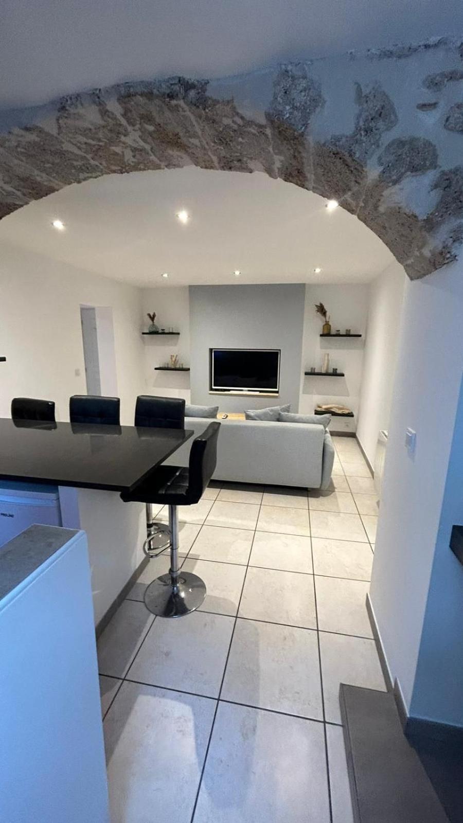 Appartement Paisible Entre Terre Et Mer Cabrieres  Ngoại thất bức ảnh